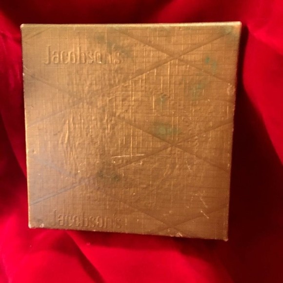 Retro Gold Knight w/Sword Medallion Lg Wood Mount 60s Nehru Jacket Battle - Picture 4 of 5